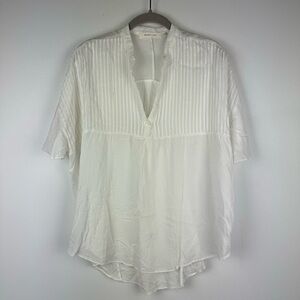 Mustard Seed White Flowy Oversized Pintuck Detail Blouse, Size Small